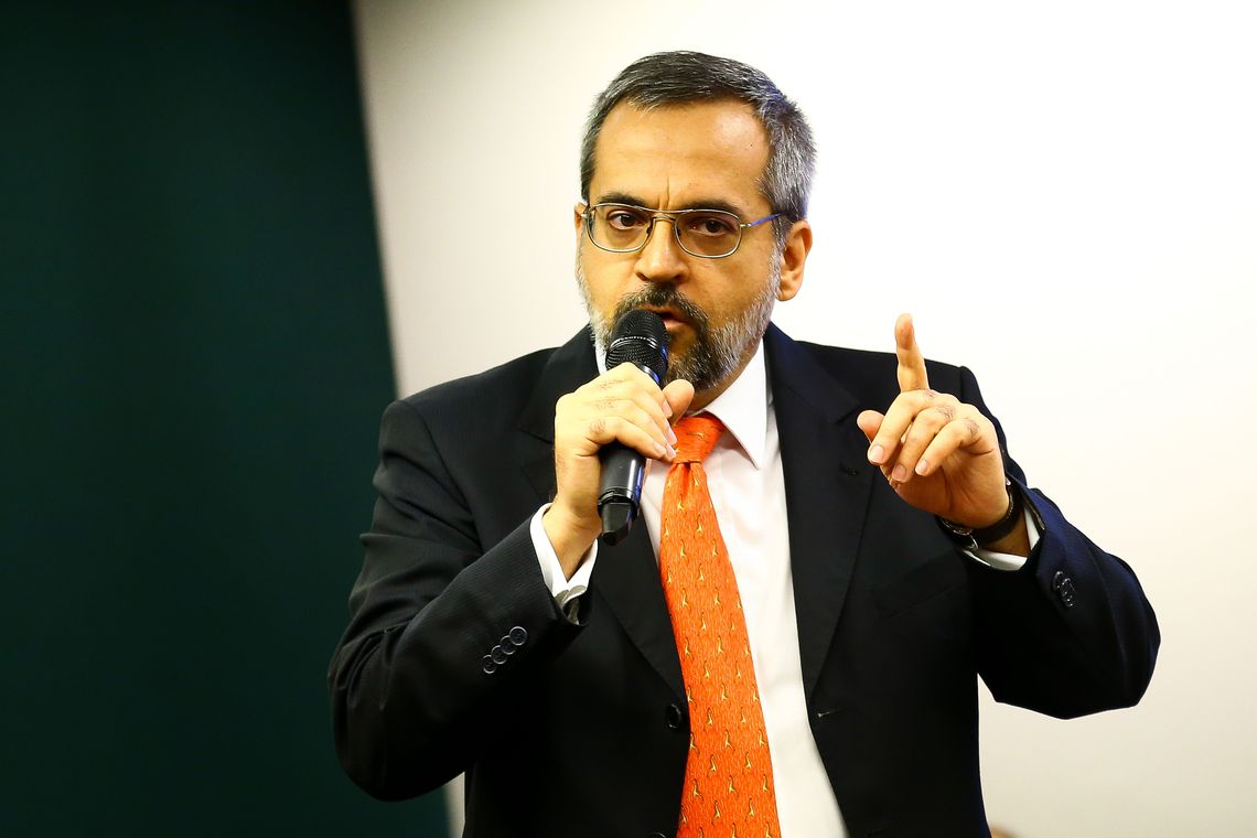 Erros no site do Sisu: Ministro da Educação culpa ‘demanda acima do previsto’