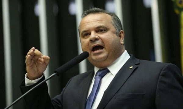 Marinho assume Ministério do Desenvolvimento com discurso de união