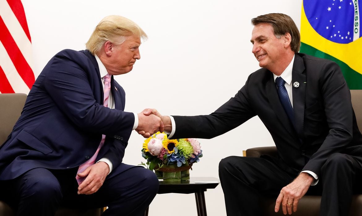 Bolsonaro se reúne neste sábado (7) com Donald Trump nos EUA