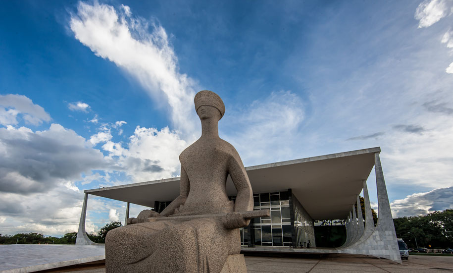 Reeleição de Maia e Alcolumbre tem apoio de quatro ministros do STF