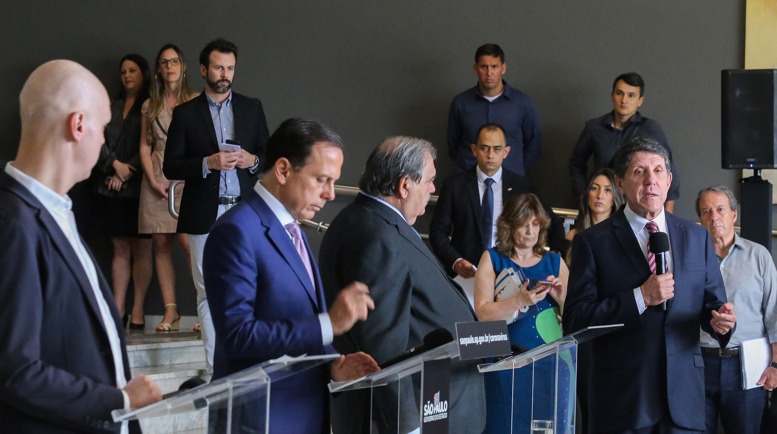 RJ e SP: entenda os decretos de quarentena para conter a Covid-19