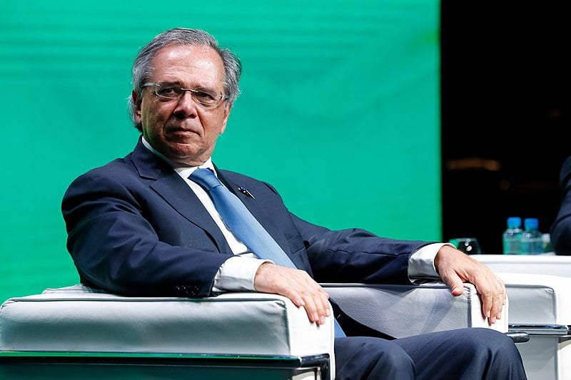 Guedes diz que tributária com criação do IVA vai ao Congresso na terça