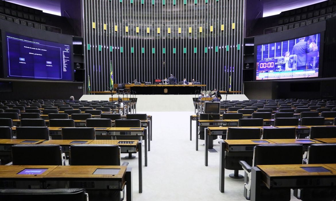 Câmara aprova MP que prorroga incentivo a empresas exportadoras