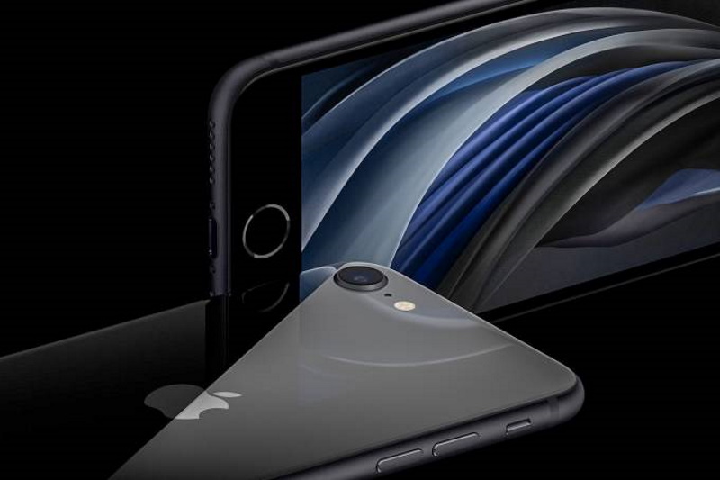 Apple lança iPhone “popular” no Brasil para alavancar vendas durante pandemia