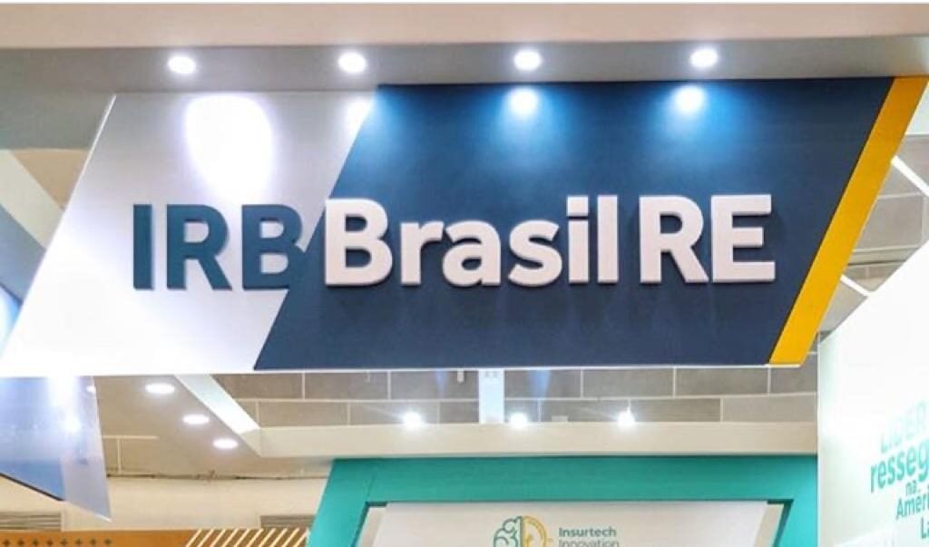 IRB Brasil (IRBR3) dispara com dados mensais, adia pagamentos de JCP