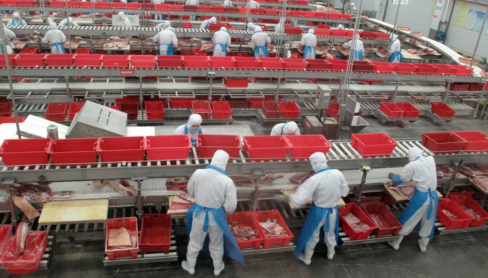 China aplica meta de 95% para produção interna de carne suína