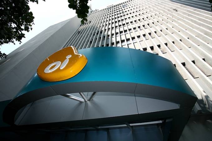 Oi (OIBR4): Tim (TIMS3), Telefônica (VIVT4) e Claro confirmam compra de ativos móveis
