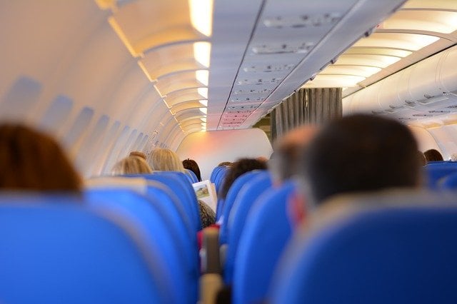 Passagem aérea puxa alta de preços ao consumidor