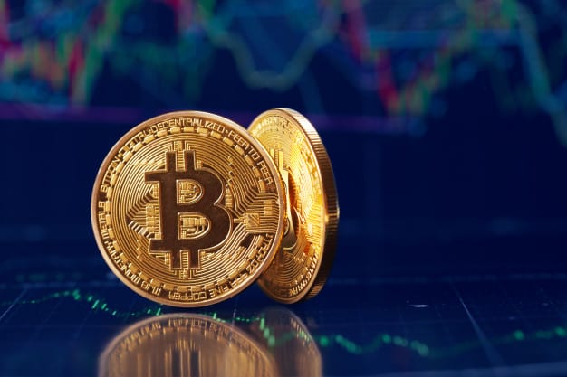 Bitcoin cai para menos de US$ 8 mil em novembro; queda pode continuar