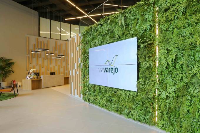 Via Varejo (VVAR3) projeta 2021 mais desafiador; Eleven e Inter recomendam compra