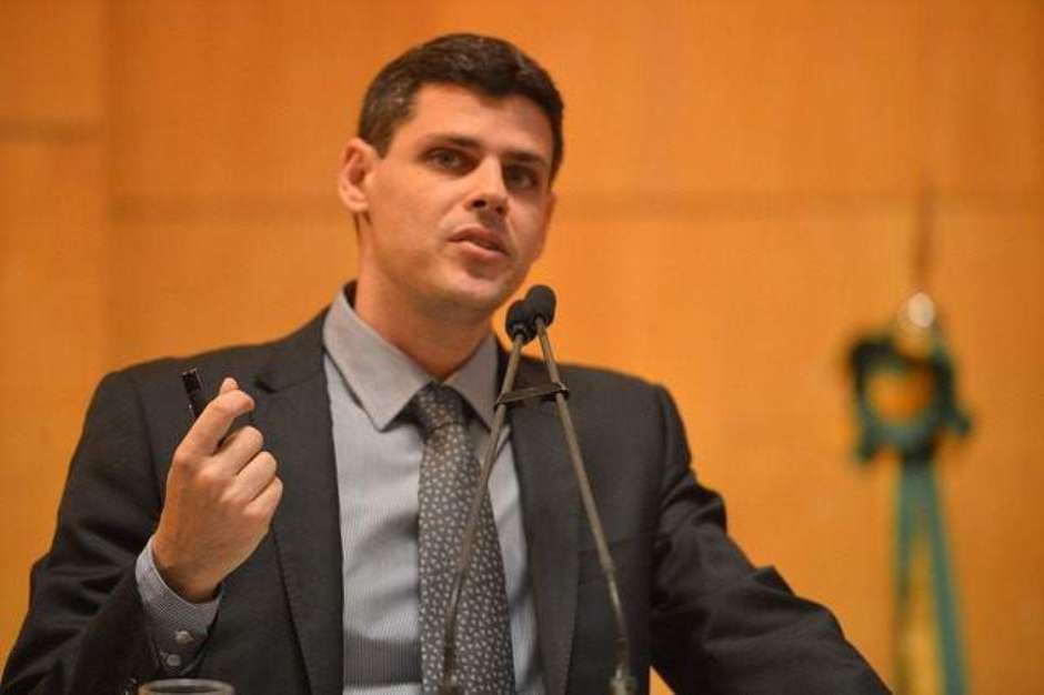 Secretário do Tesouro diz que Governo não quebrará teto de gastos