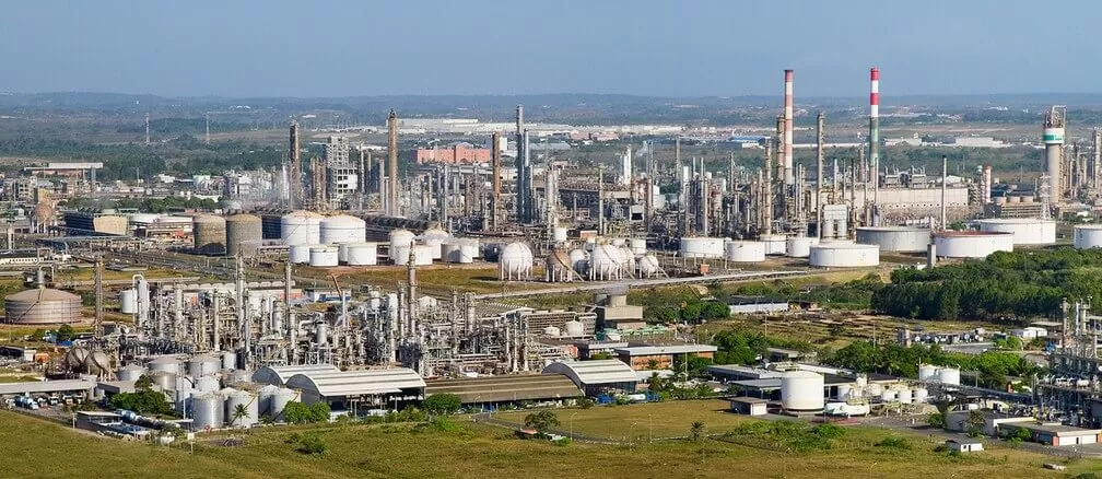 Petrobras (PETR4) fecha venda de termelétricas do Polo Camaçari (BA)