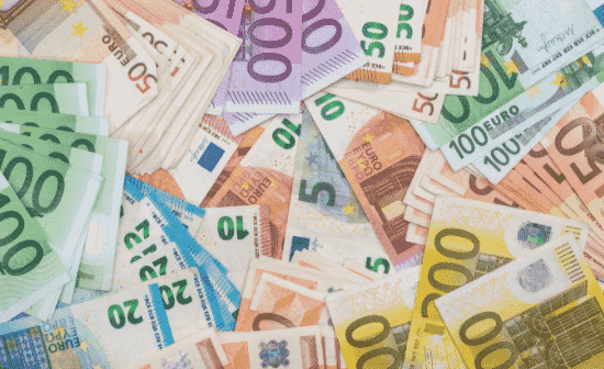 Zona do euro: balança comercial tem superávit de € 6,3 milhões