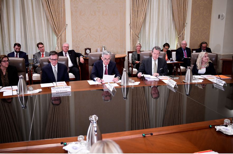 Fed: crise na saúde ainda impacta “fortemente a atividade econômica”