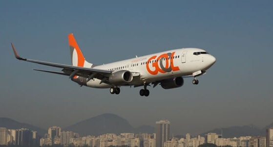 Gol (GOLL4) demanda por voos caiu pela metade em 2020