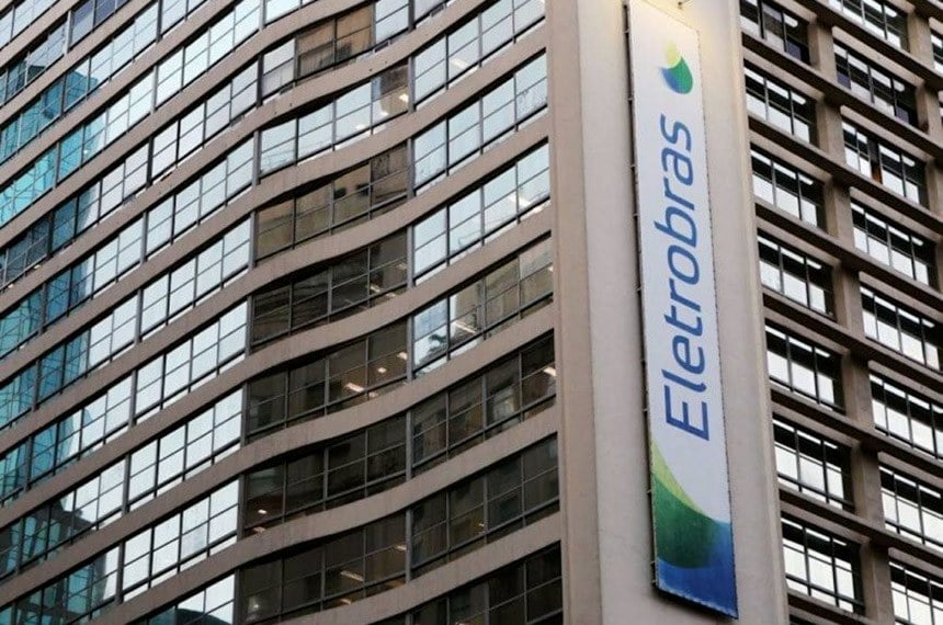 TCU pede mais dados sobre privatização da Eletrobras (ELET3; ELET6)