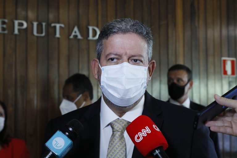 Comissão Especial de Lira se reúne para discutir texto da reforma administrativa amanhã