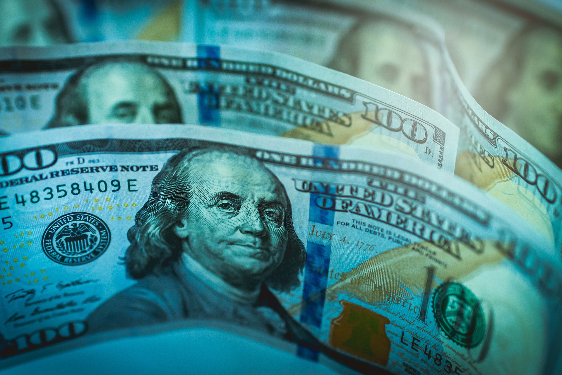Dólar fecha em alta de 0,72%, a R$ 5,45