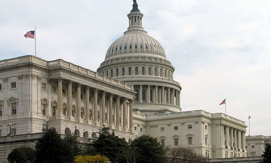 Payroll: EUA criam 245 mil vagas em novembro, abaixo do esperado