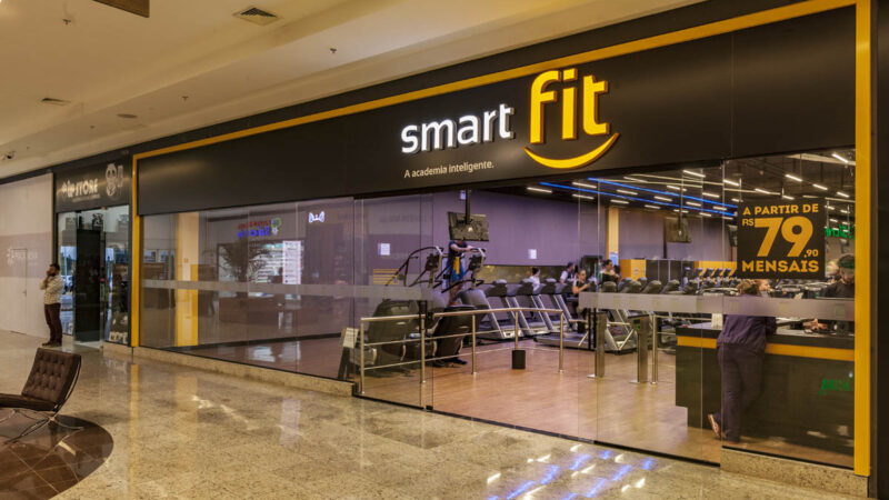 SmartFit (SMFT3) tem prejuízo 36% menor no balanço do 2TRI21