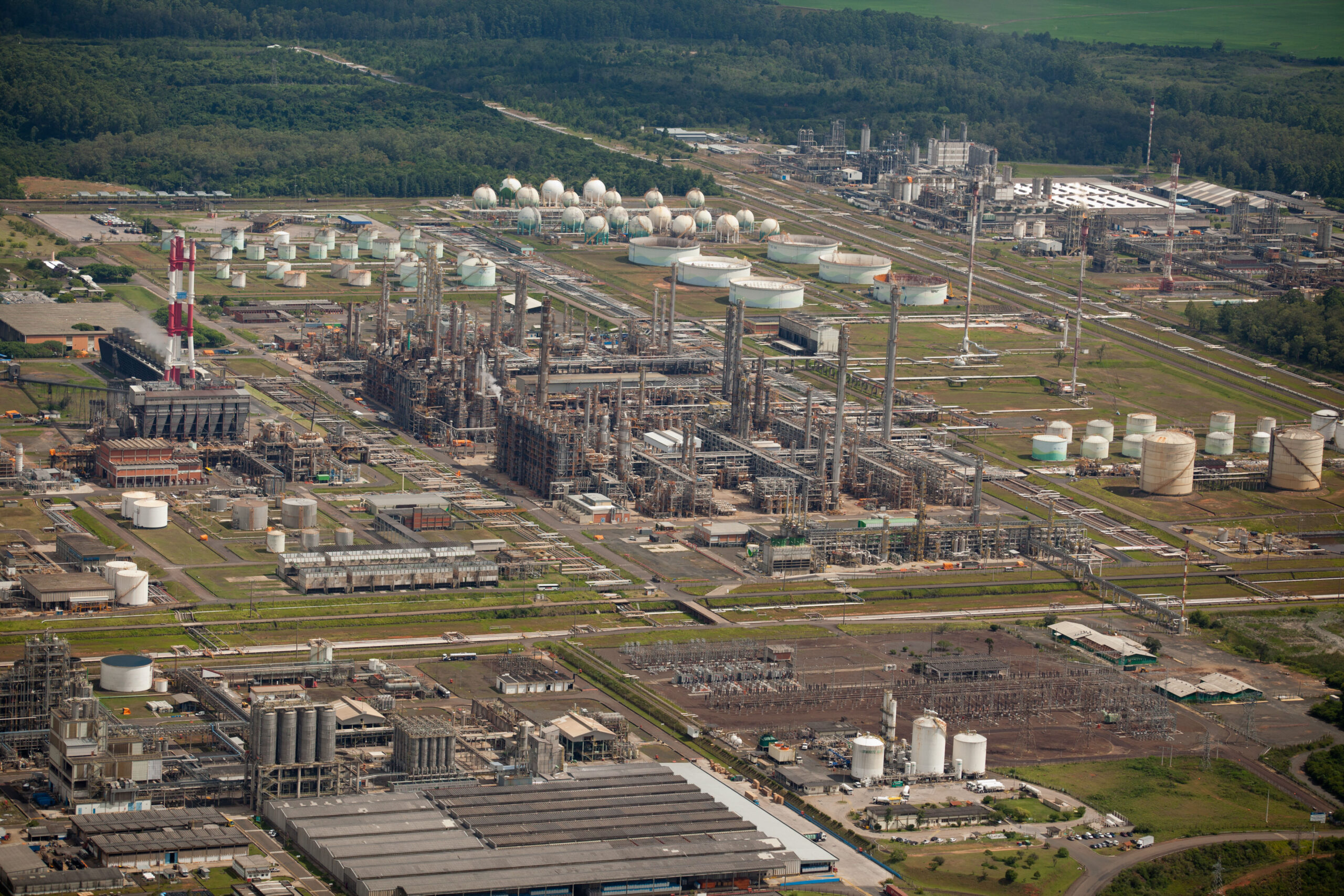 Braskem (BRKM5) registra lucro líquido de R$ 184 milhões, queda de 94%