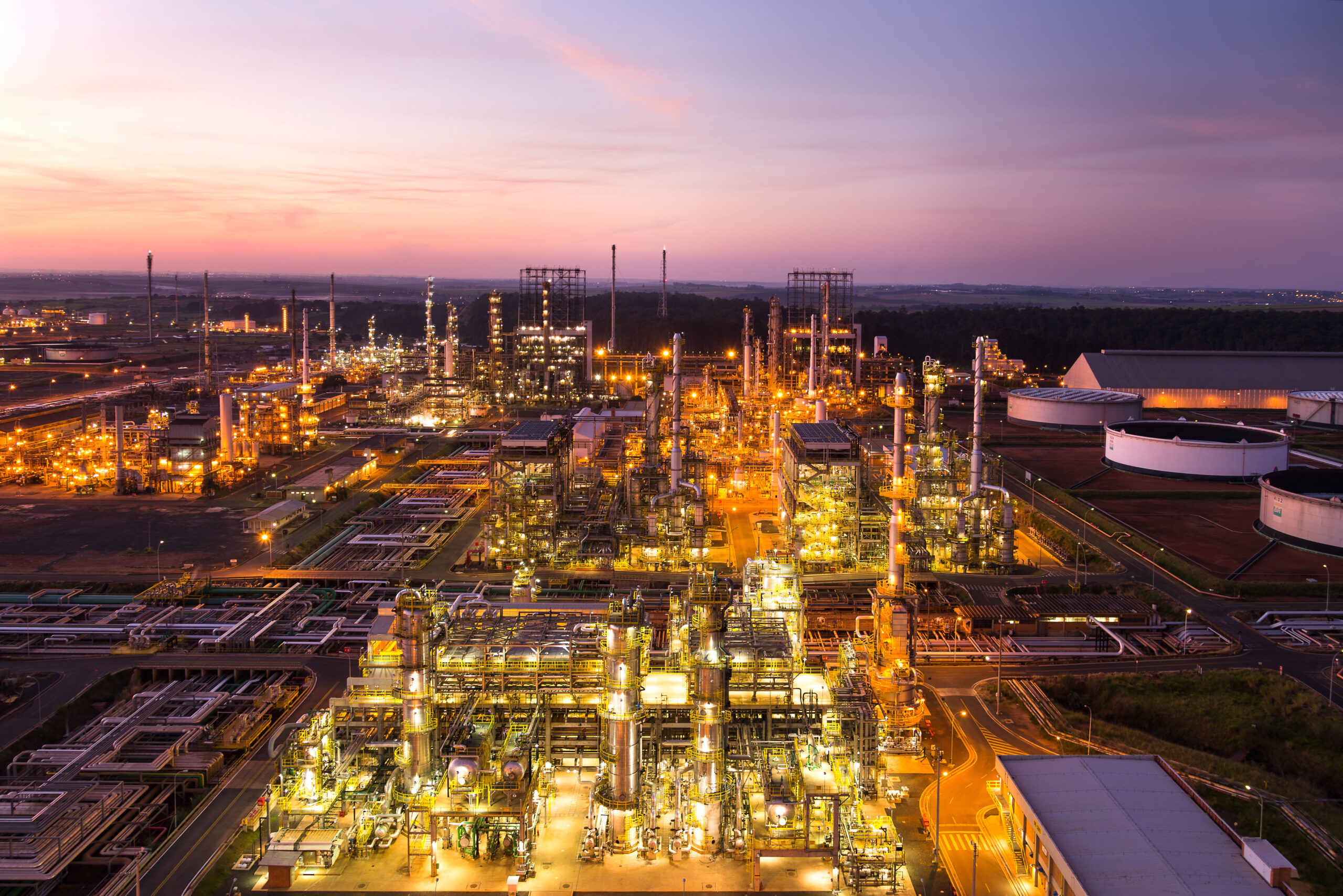 Refinarias da Petrobras (PETR4) operam normalmente após manifestações