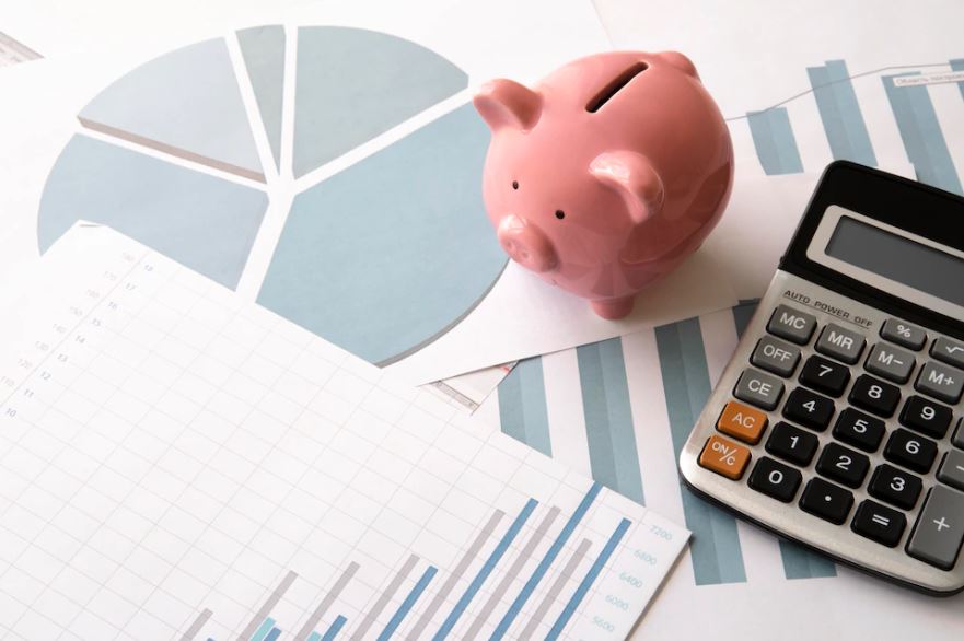 Selic a 12,75%: quanto rende R$ 1 mil em CDB, Poupança e Tesouro