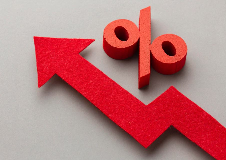 Reunião do Copom começa hoje: Selic deve ficar em 13,75%; juros devem cair a partir de junho