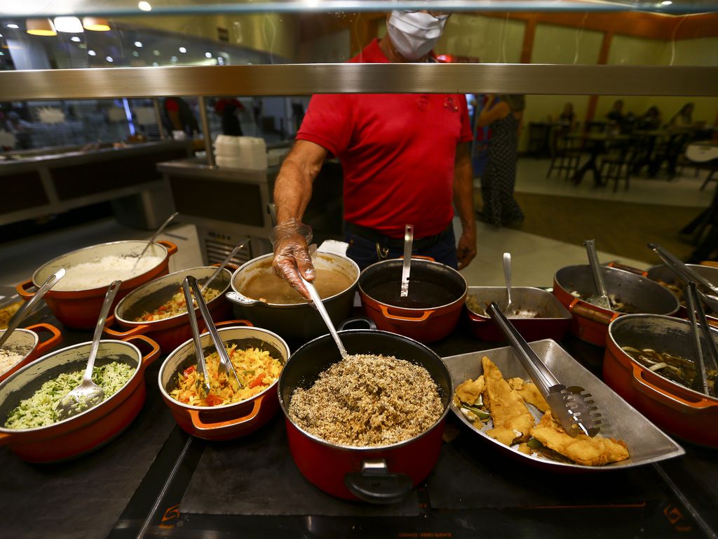 Uber Eats e Pizza Hut anunciam parceria para delivery