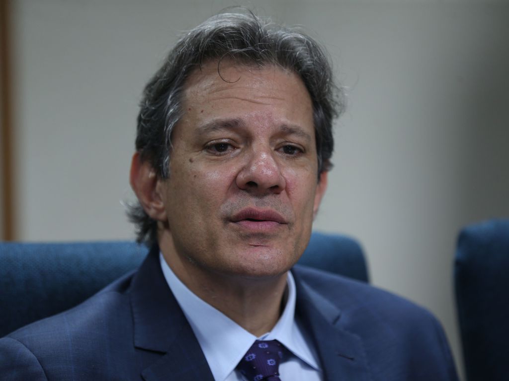 Momento pós-reforma tributária preocupa, diz Haddad