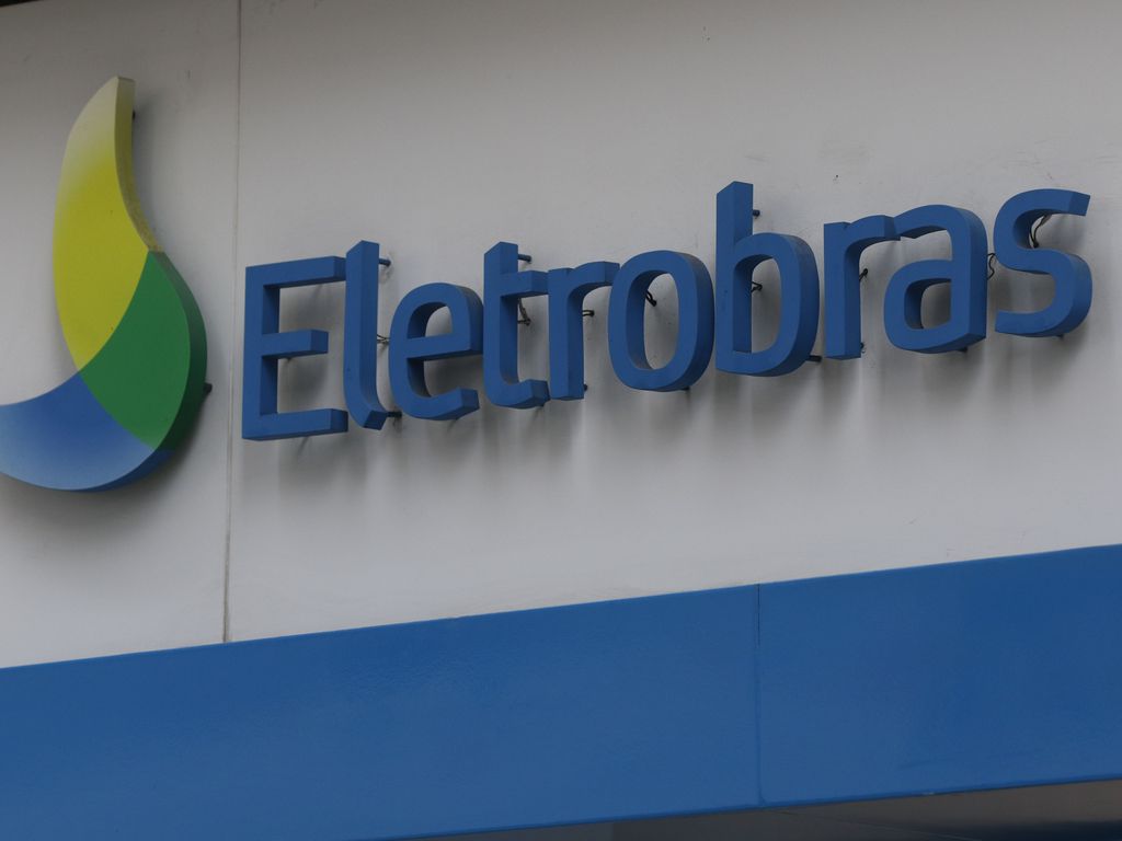 Eletrobras (ELET3; ELET6) reverte prejuízo e tem lucro líquido de R$ 1,4 bi