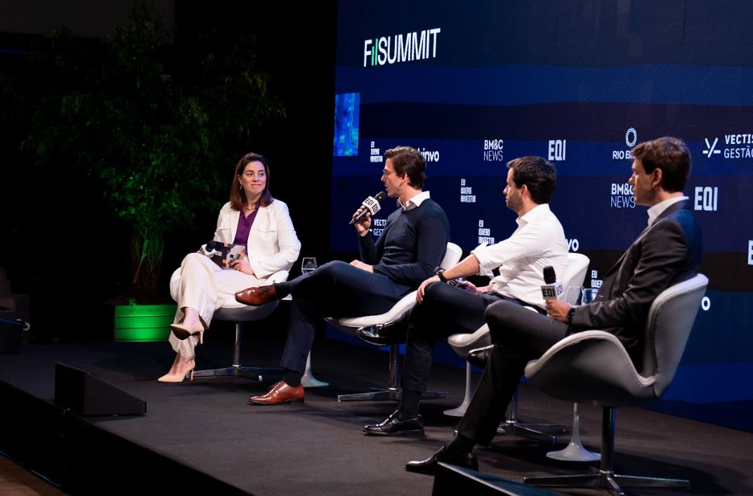 foto evento FII Summit: FIIs de papel