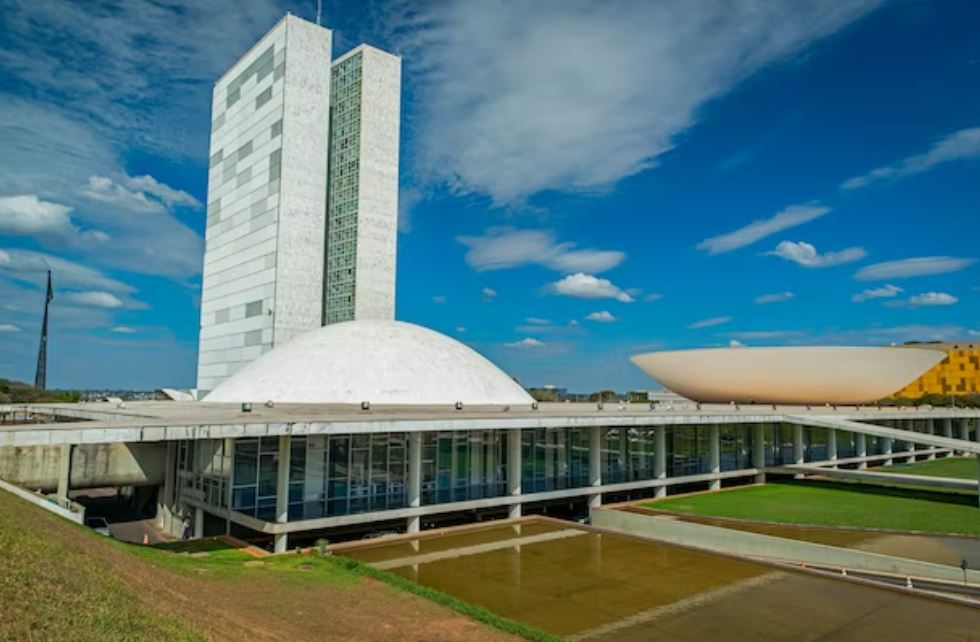 Setor público consolidado registra déficit primário de R$ 50,2 bi em maio