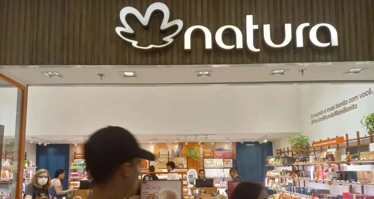 Natura (NTCO3) reverte prejuízo e registra lucro líquido de R$ 195 milhões no 2TRI25
