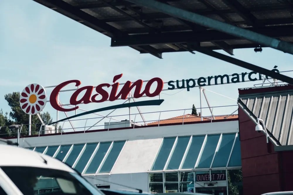 Ações do grupo Casino têm negociação suspensa na Bolsa de Paris