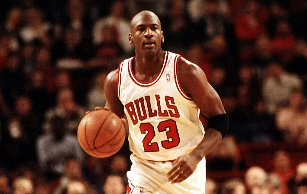 Michael Jordan é atleta mais rico da história, avalia Forbes 