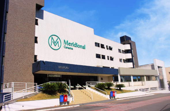 Fachada de um hospital da Kora Saúde