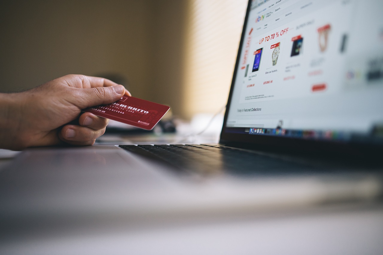 Black Friday: BTG (BPAC11) vê tendências fracas para varejo online