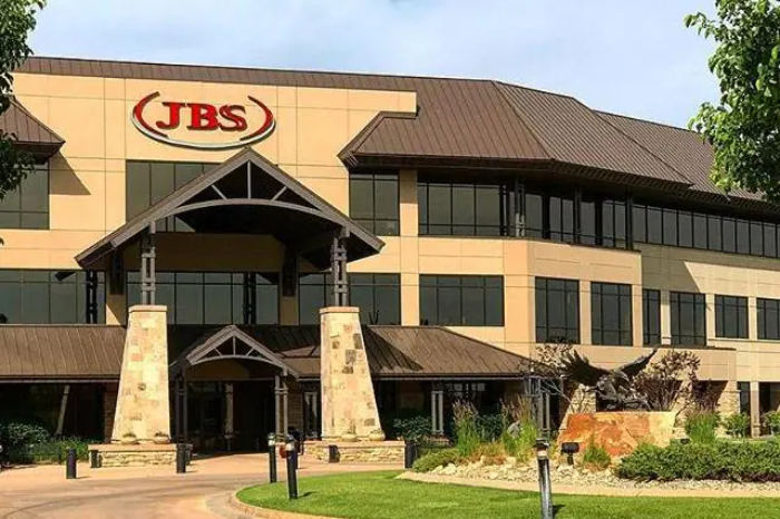 Boi na linha: JBS (JBSS3) é processada nos EUA