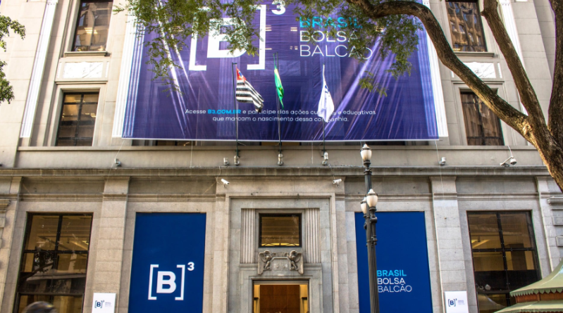 Bolsa volta a fechar às 17h a partir de segunda