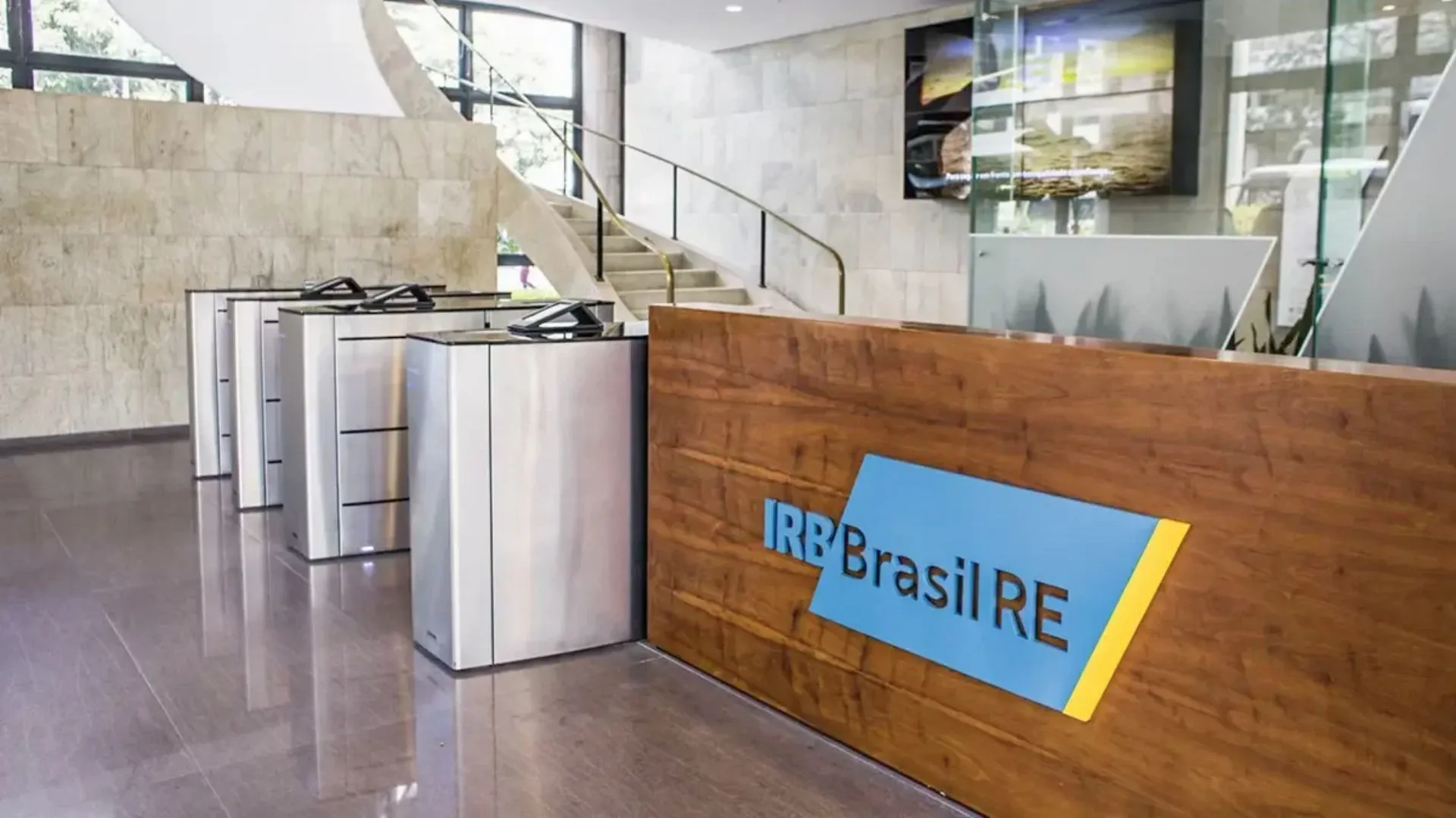 IRB (IRBR3) tem lucro líquido de R$ 114,2 mi, revertendo prejuízo de R$ 630 mi
