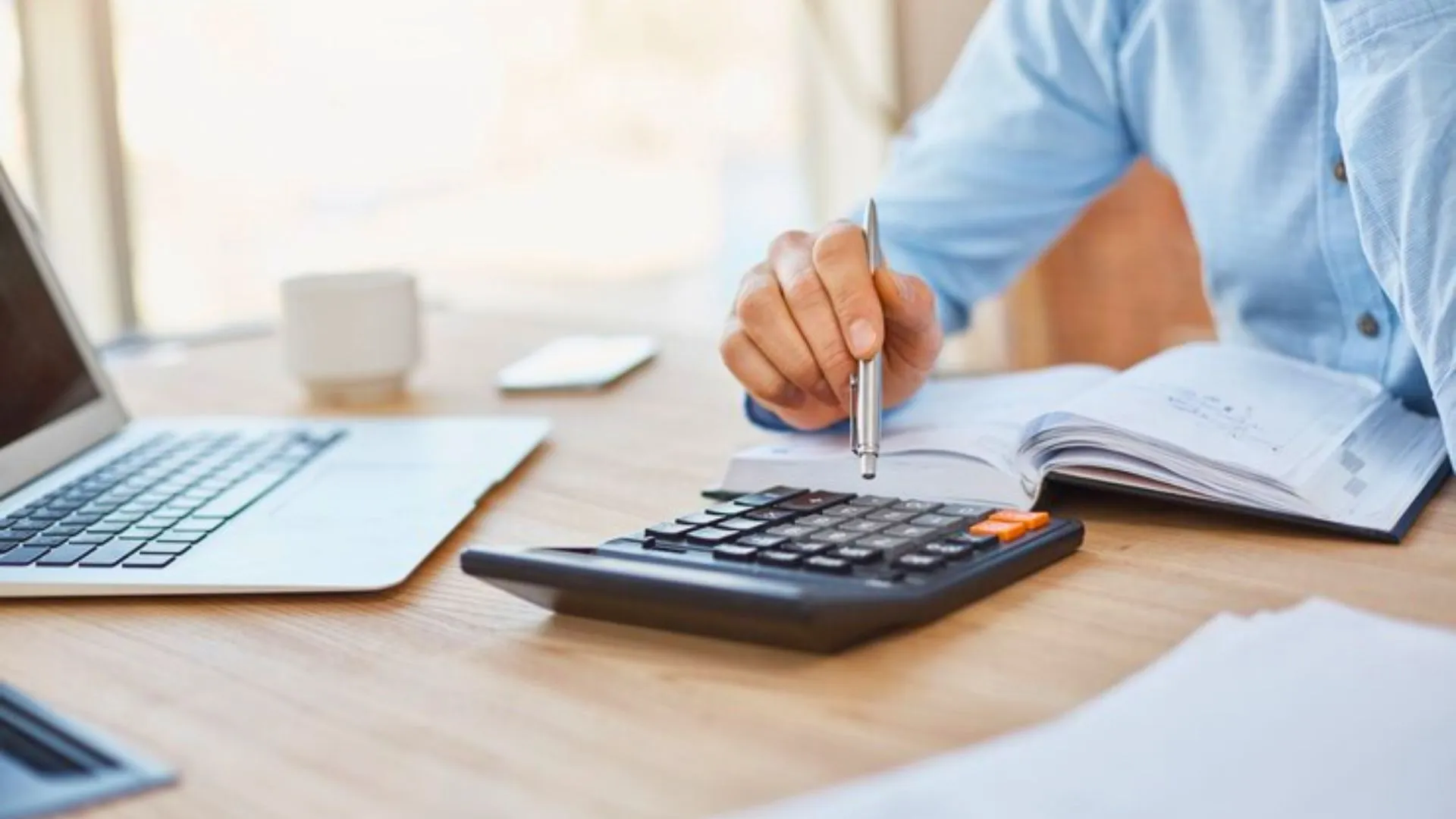 Meta fiscal 2025: Governo propõe déficit zero e salário mínimo de R$ 1.502