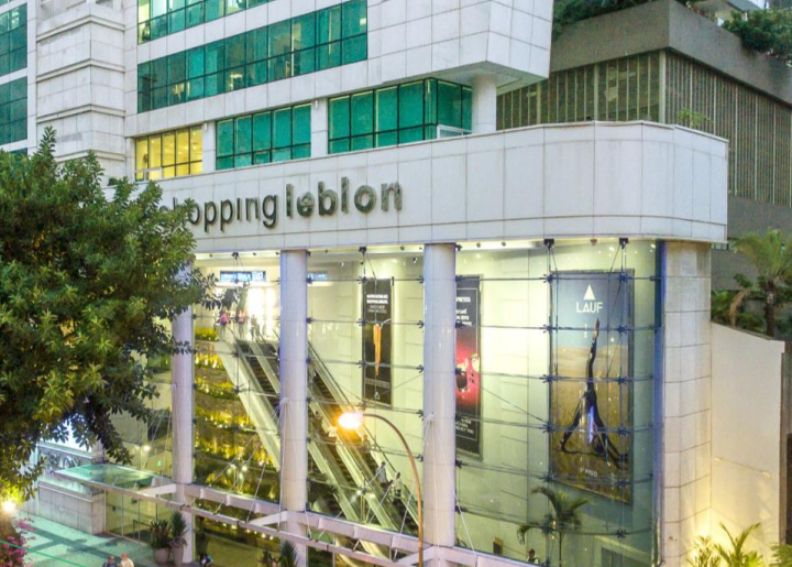 Fachada de shopping da Allos