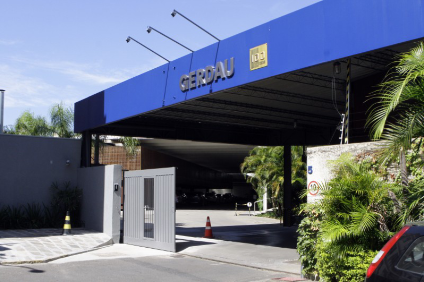 Metalúrgica Gerdau (GOAU4) tem lucro líquido ajustado de R$ 1,2 bi no 1TRI24