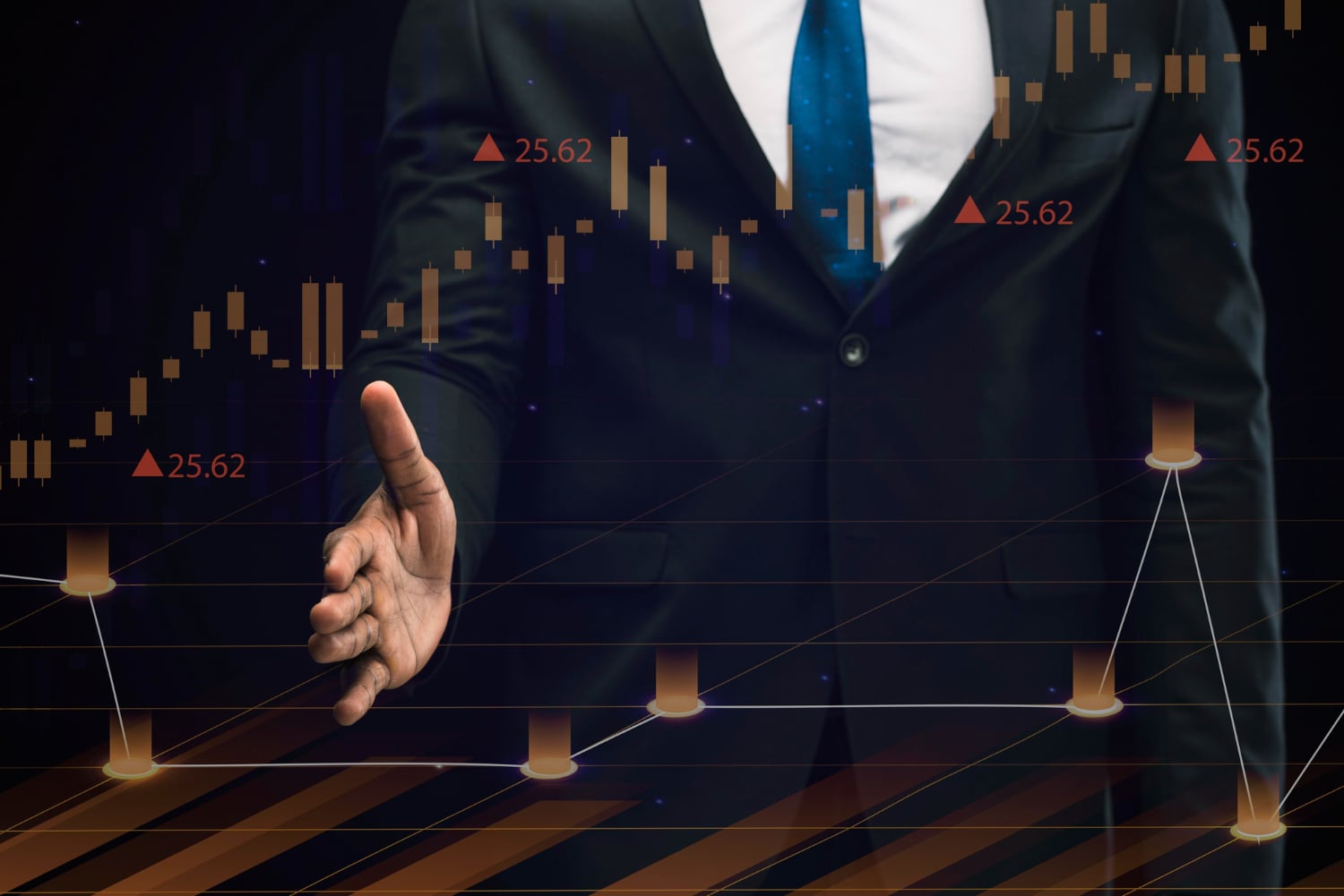 Fundos de investimento têm retiradas de R$ 8,8 bi em maio