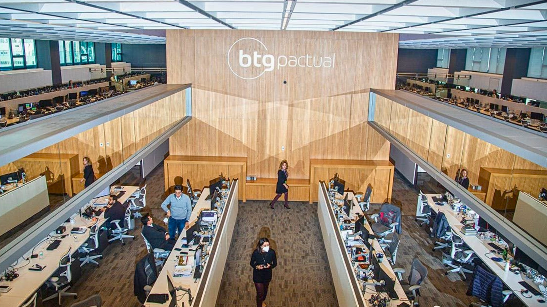 BTG Pactual compra fatia minoritária em gestora de Bill Ackman