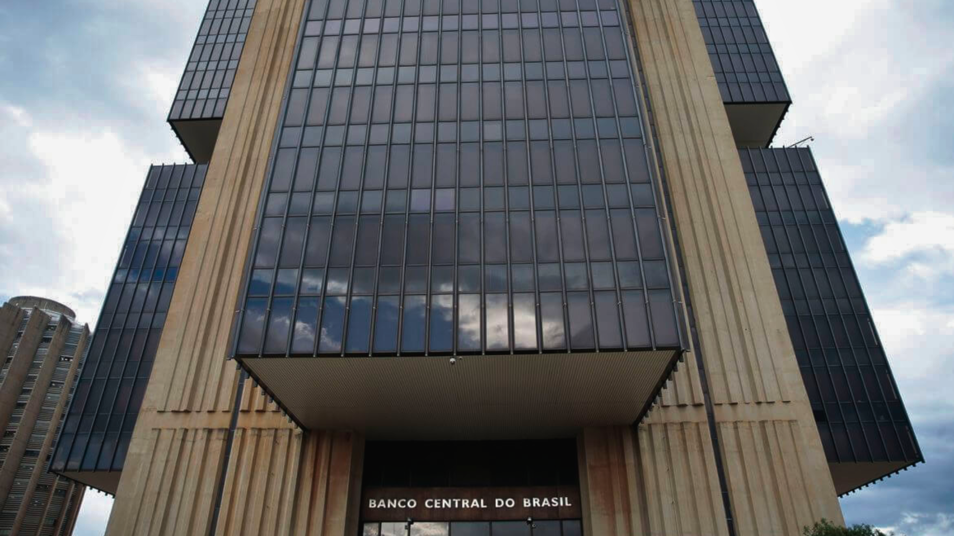 PEC da autonomia financeira favorece manipulação de dados, diz sindicato do BC