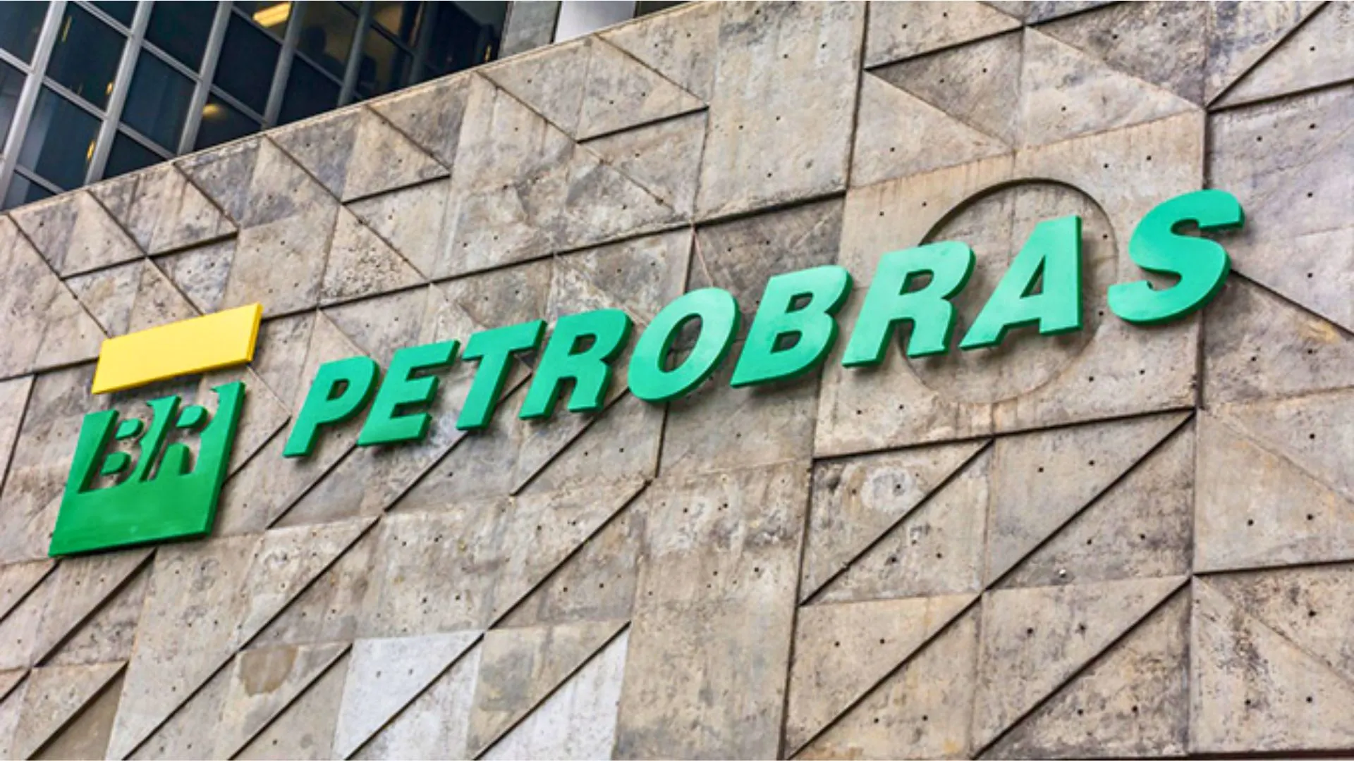 Conselho da Petrobras rejeita AGE para mudar colegiado