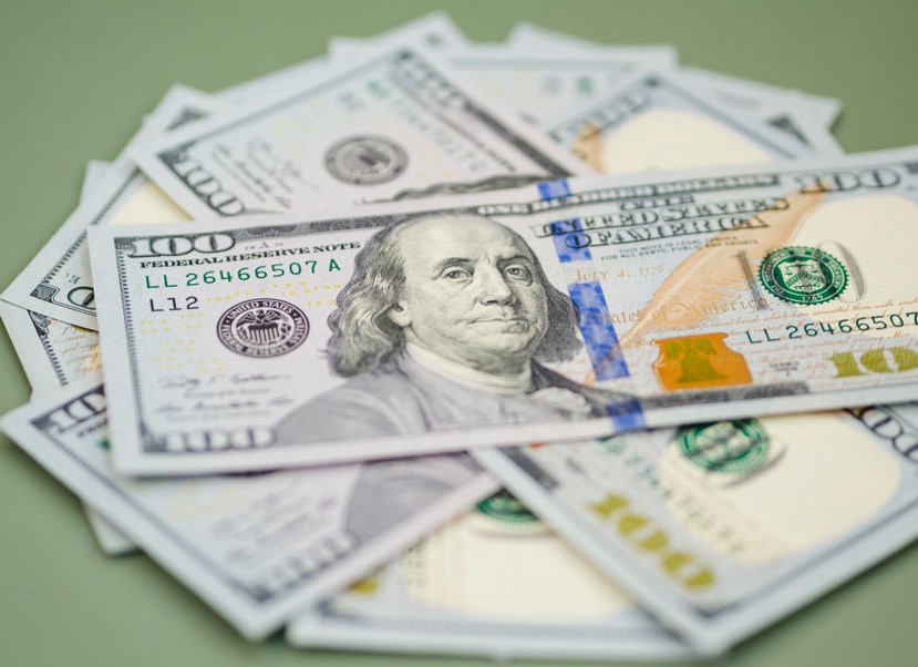 BTG: conta internacional permite compra e venda de dólar 24 horas