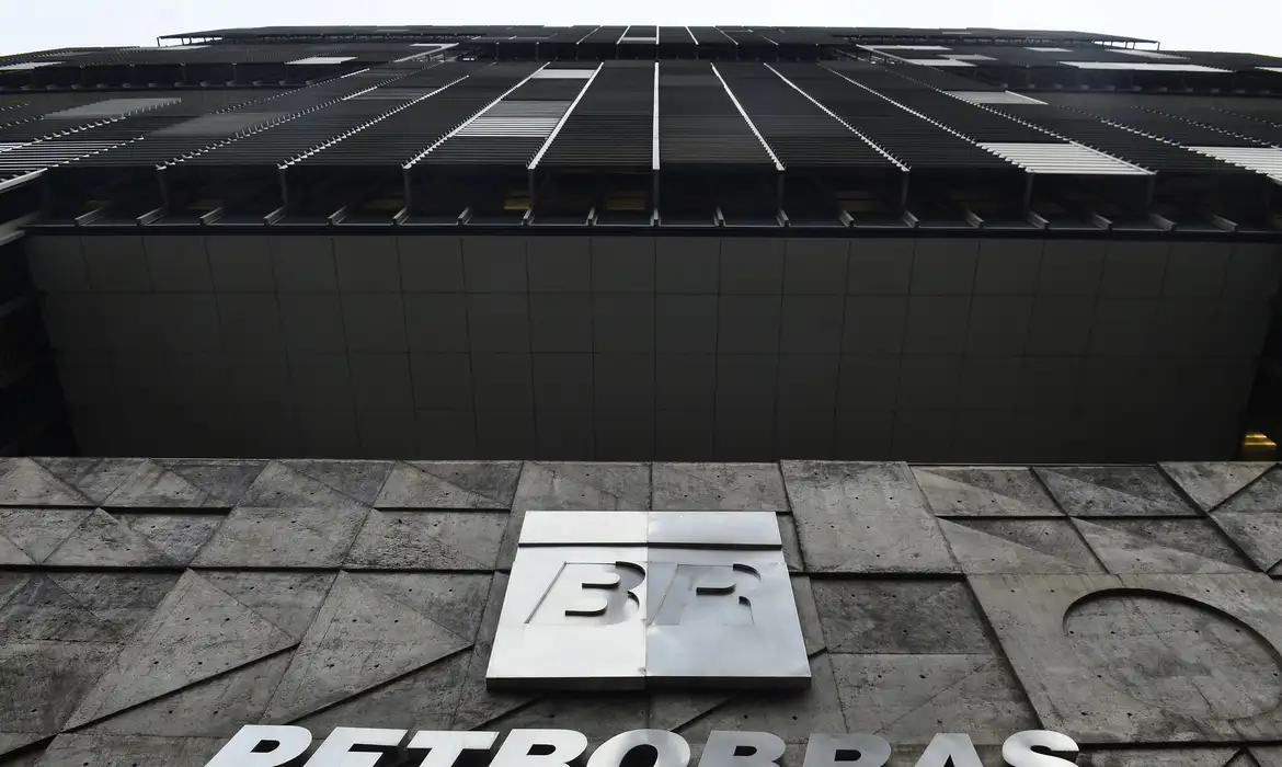 Petrobras (PETR4): mudanças em comitês são prática comum